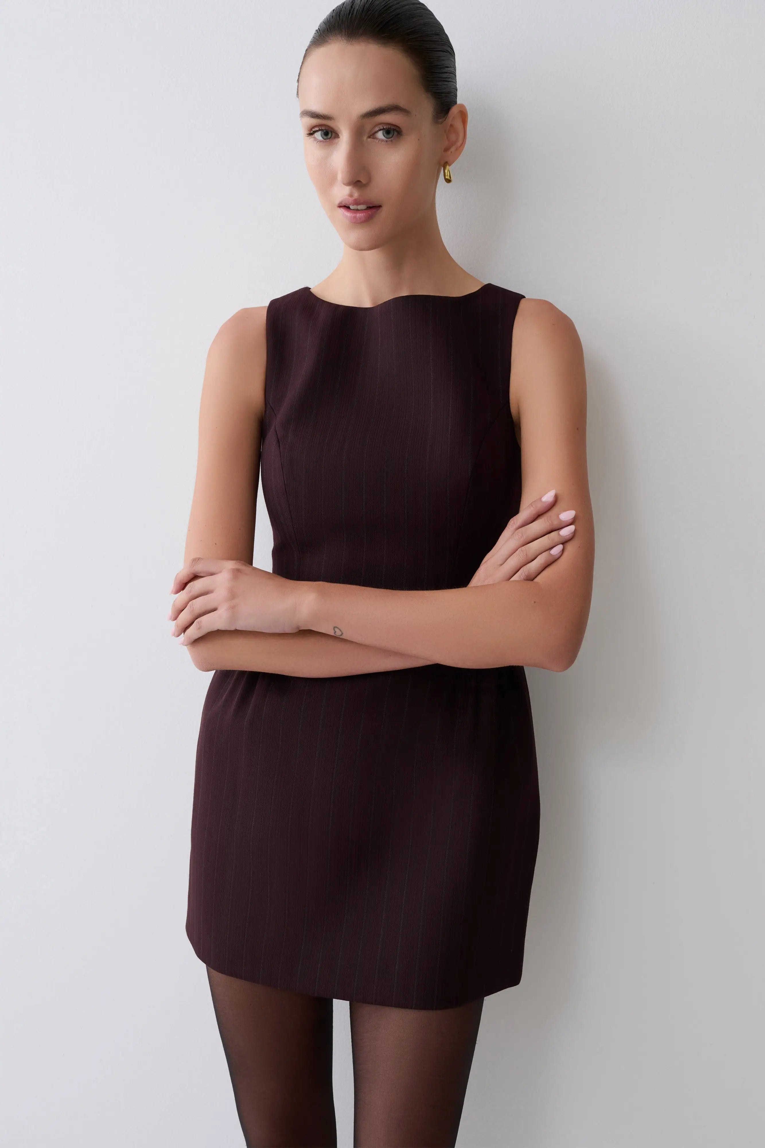 Chic A-Line Boat Neck Sleeveless Pinstripe Plum Mini Homecoming Dress