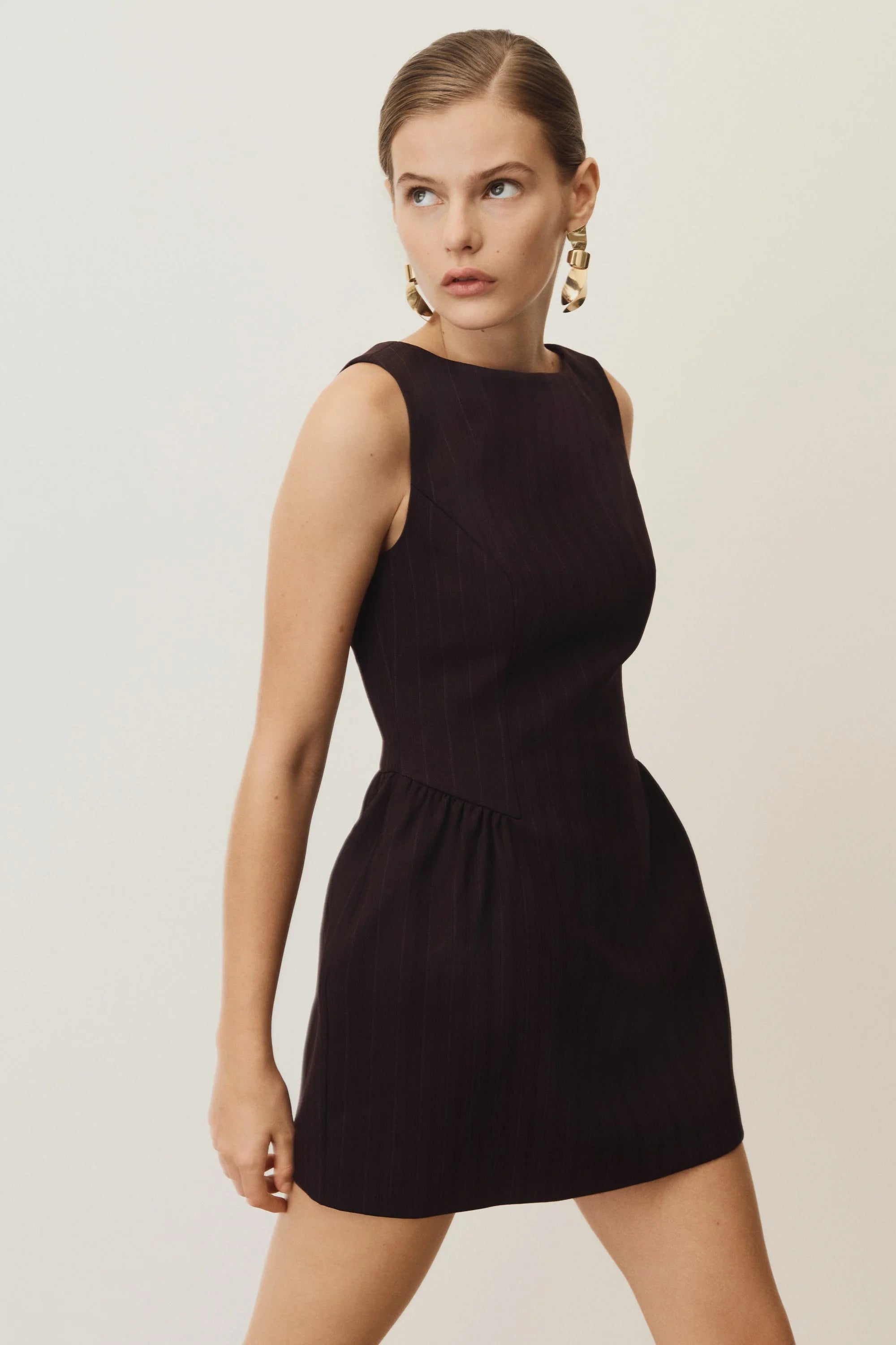 Chic A-Line Boat Neck Sleeveless Pinstripe Plum Mini Homecoming Dress