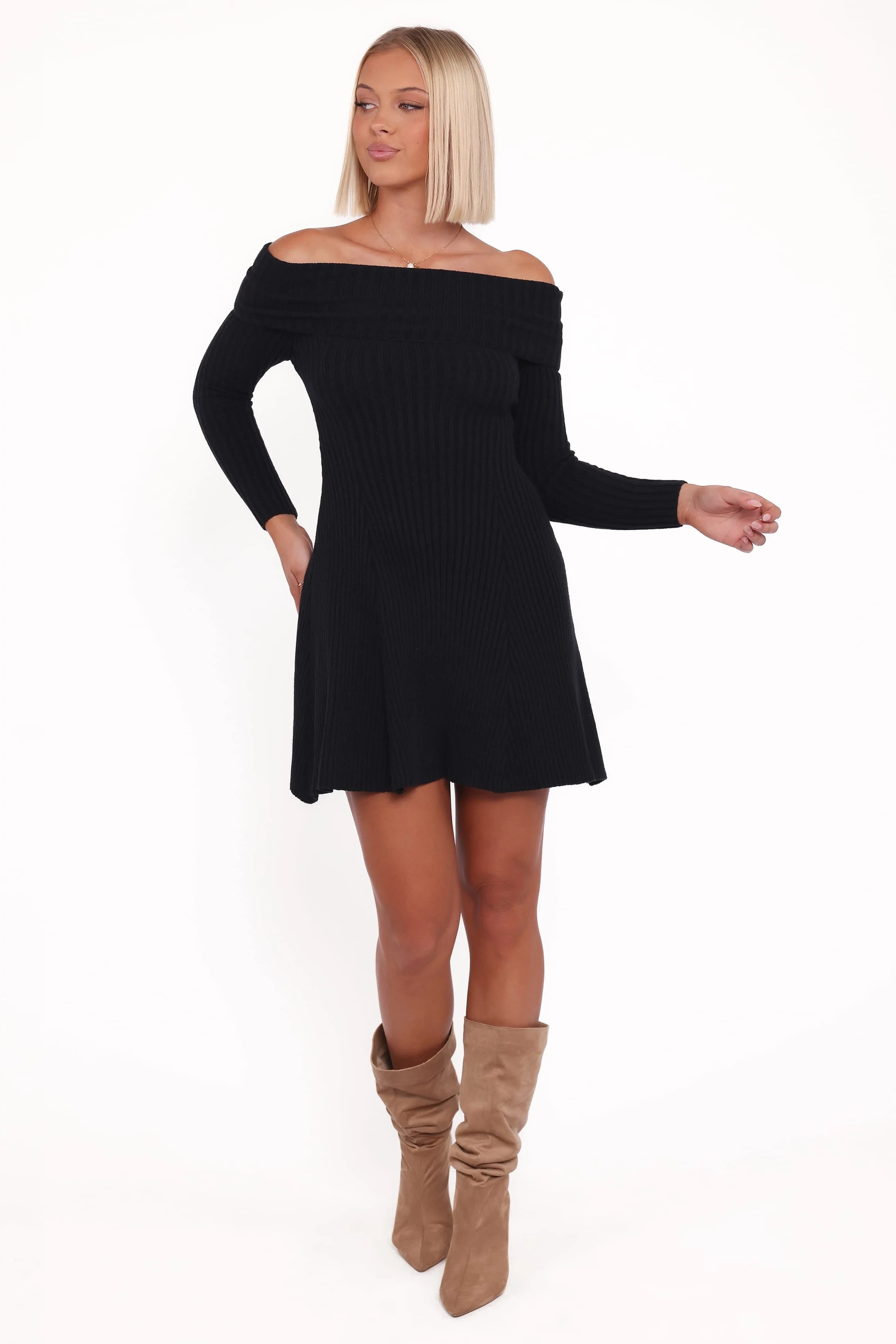 Chic A-Line Off-Shoulder Long Sleeve Ribbed Black Mini Homecoming Dress