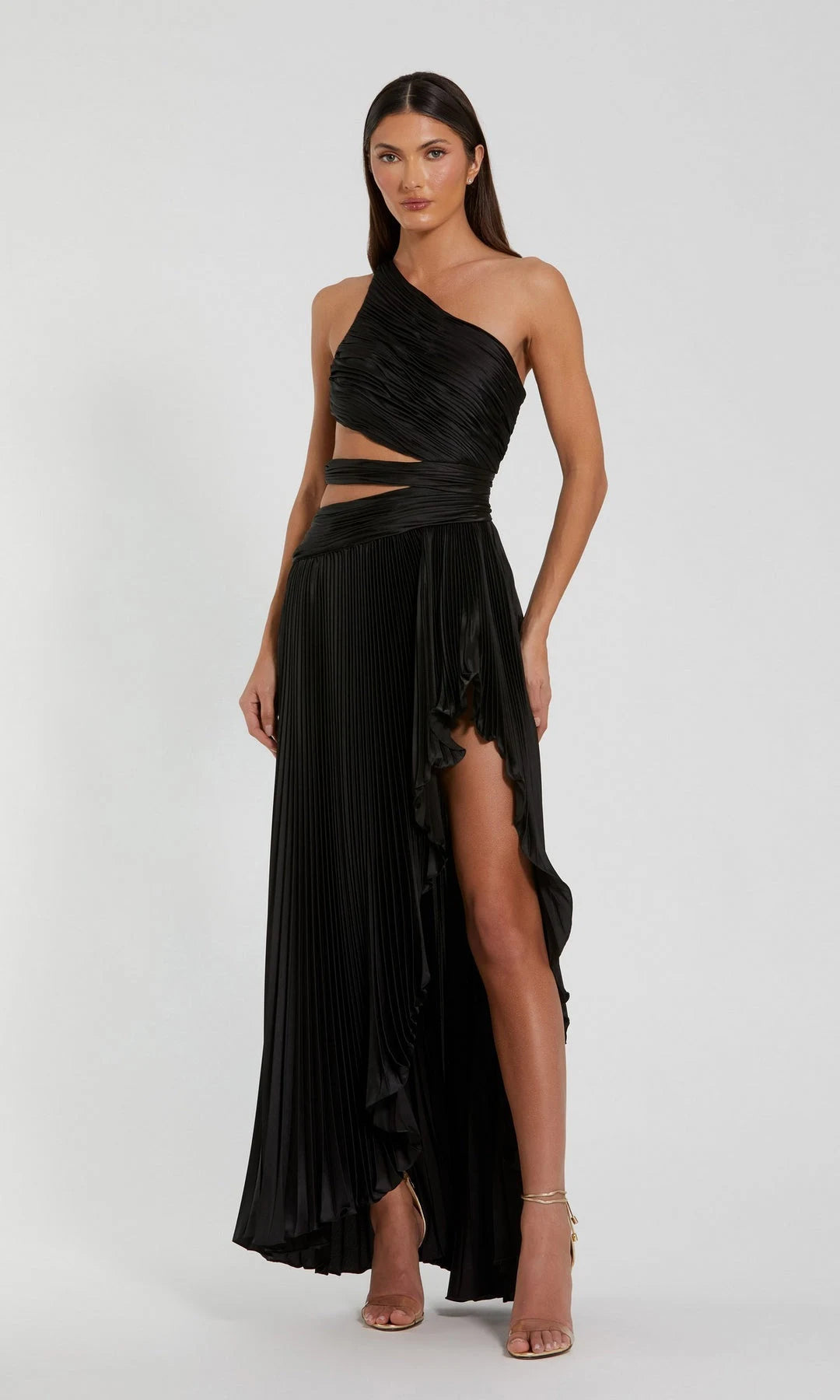 Chic A-Line One-Shoulder Sleeveless Cutout Pleated Black Maxi Prom Dresses Women