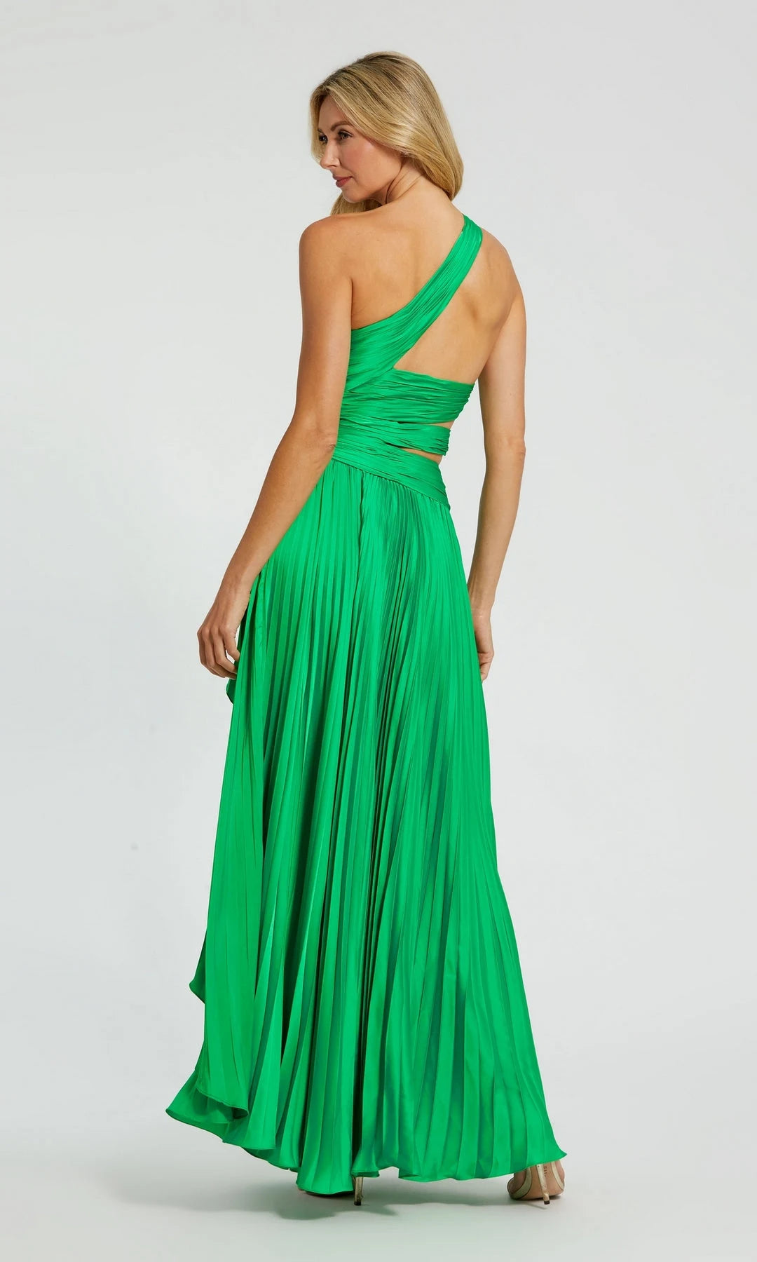 Chic A-Line One-Shoulder Sleeveless Pleated Cutout Green Maxi Prom Dresses Women