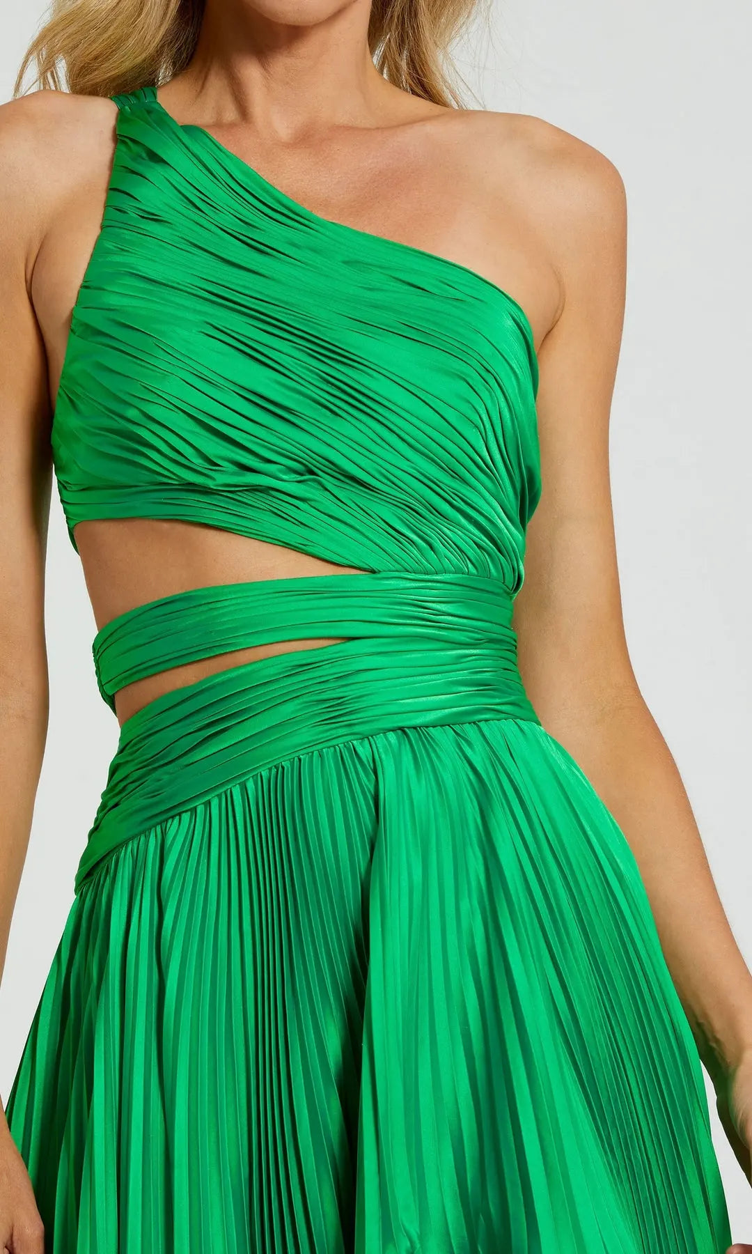 Chic A-Line One-Shoulder Sleeveless Pleated Cutout Green Maxi Prom Dresses Women