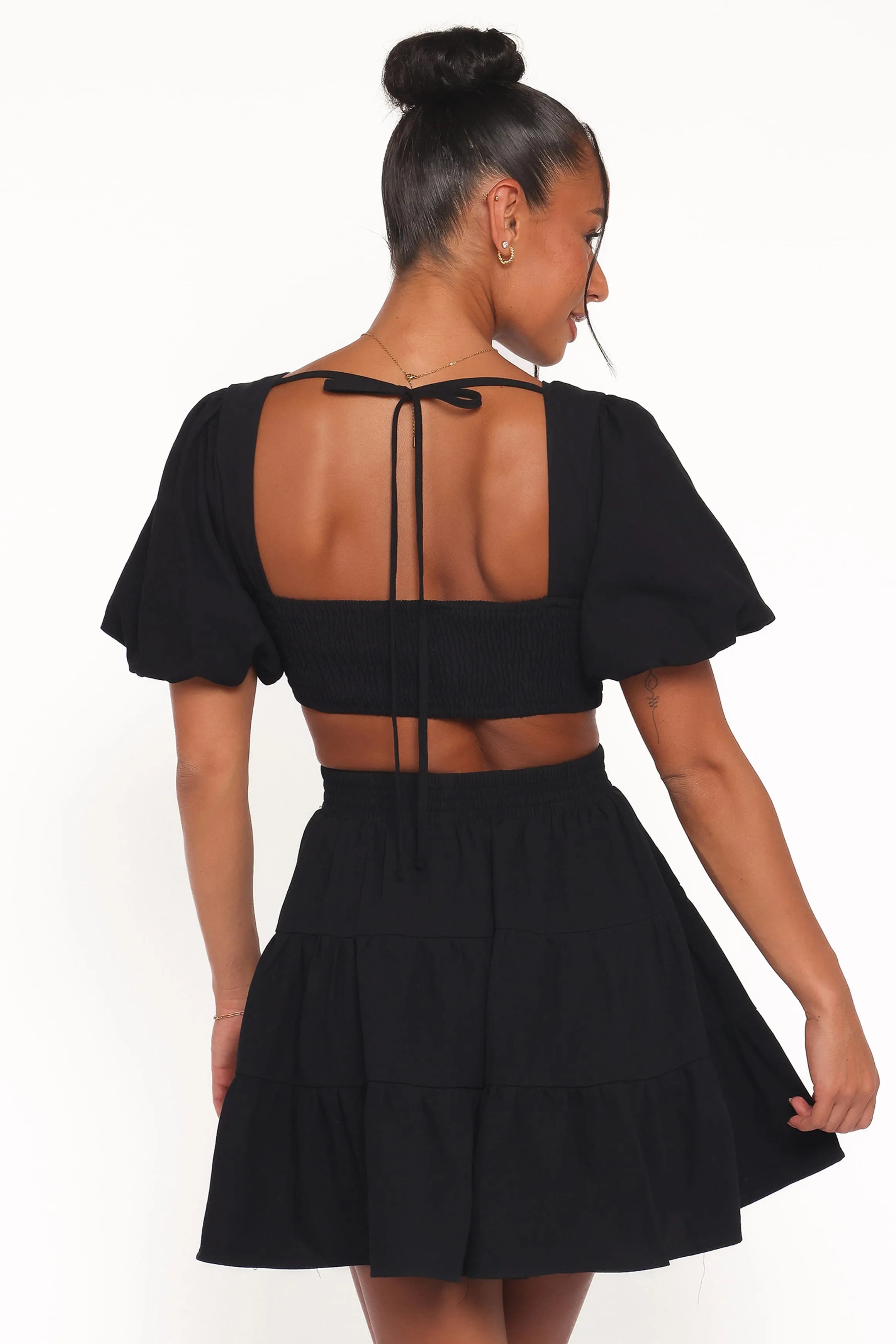 Chic A-Line Round Neck Puffy Sleeve Cutout Black Mini Homecoming Dress Women's