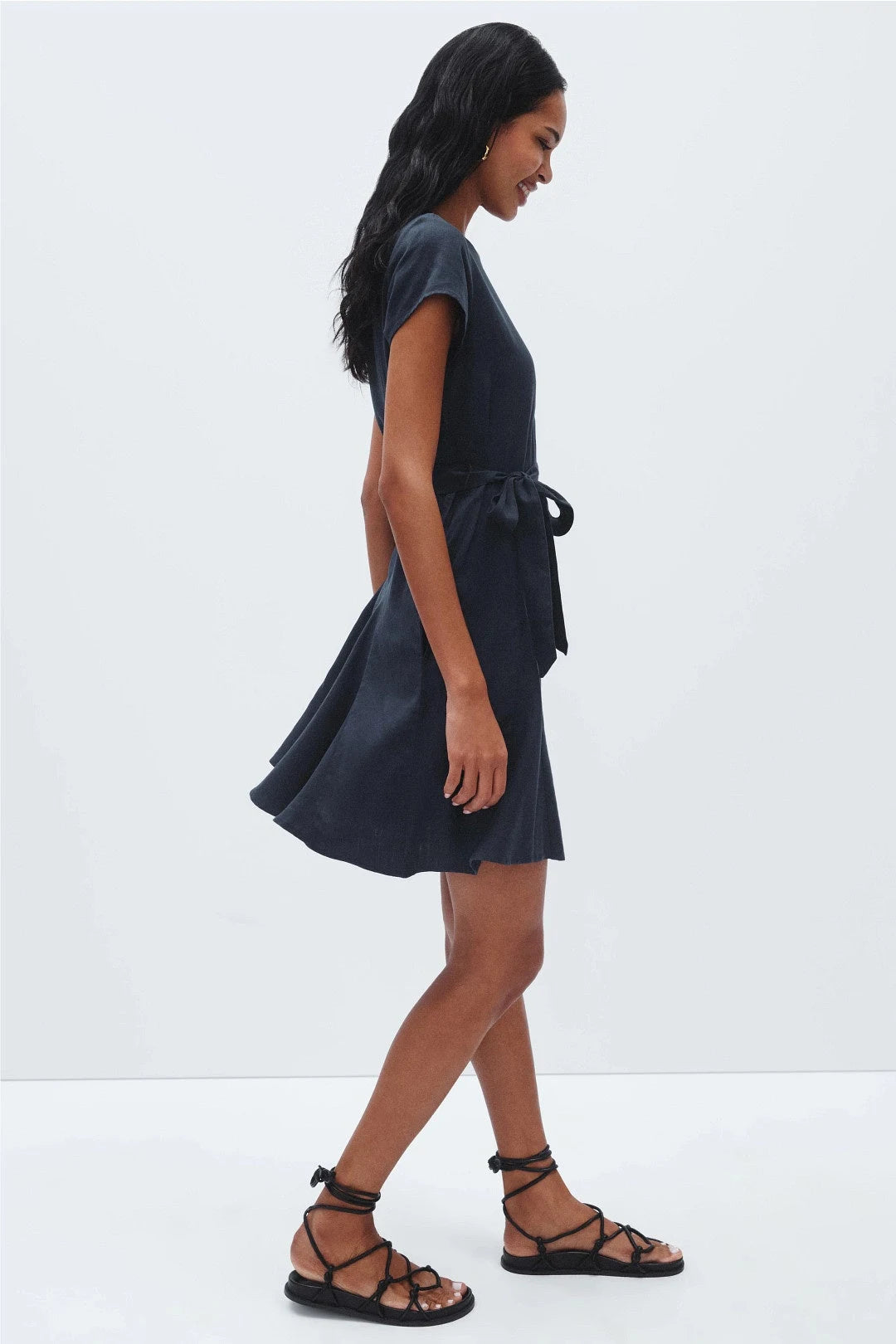 Chic A-Line Round Neck Short Sleeve Belted Dark Navy Mini Homecoming Dress