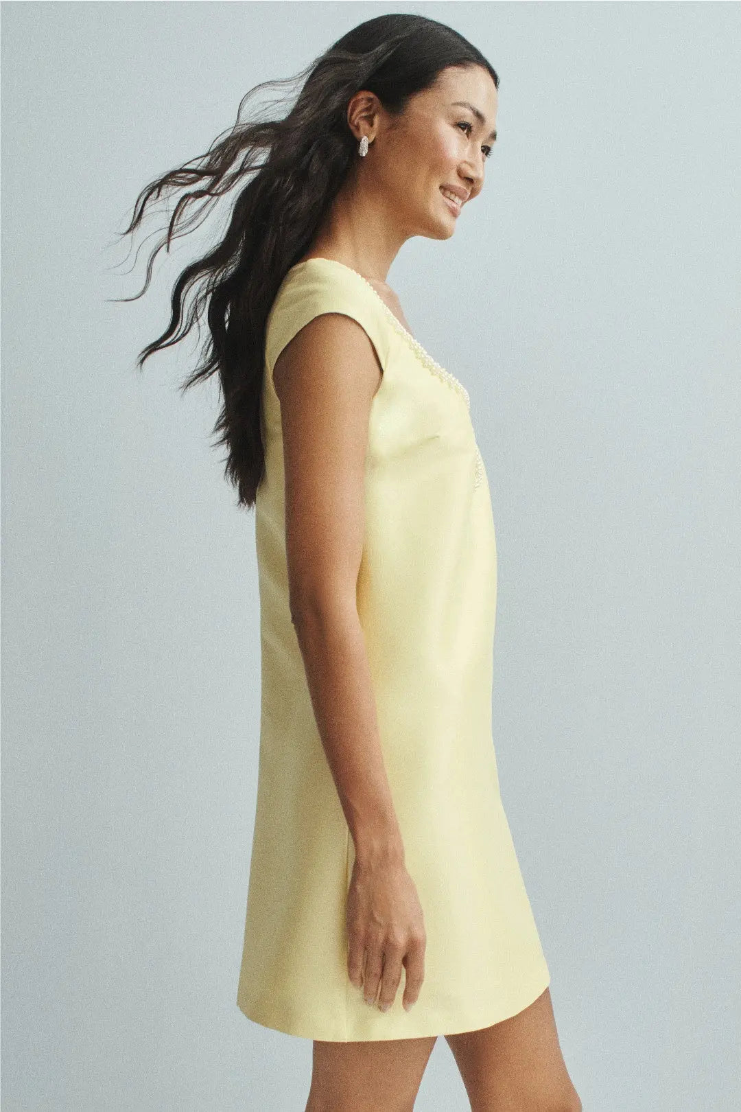 Chic A-Line Square Neck Cap Sleeve Pearl Yellow Mini Homecoming Dress