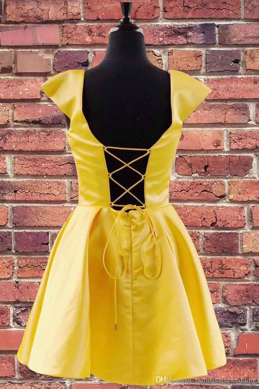 Chic A-Line Square Neck Cap Sleeves Lace-Up Back Short Homecoming Dresses
