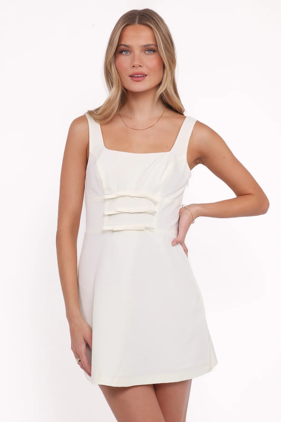 Chic A-Line Square Neck Sleeveless Bow Detail Ivory Mini Homecoming Dress Women