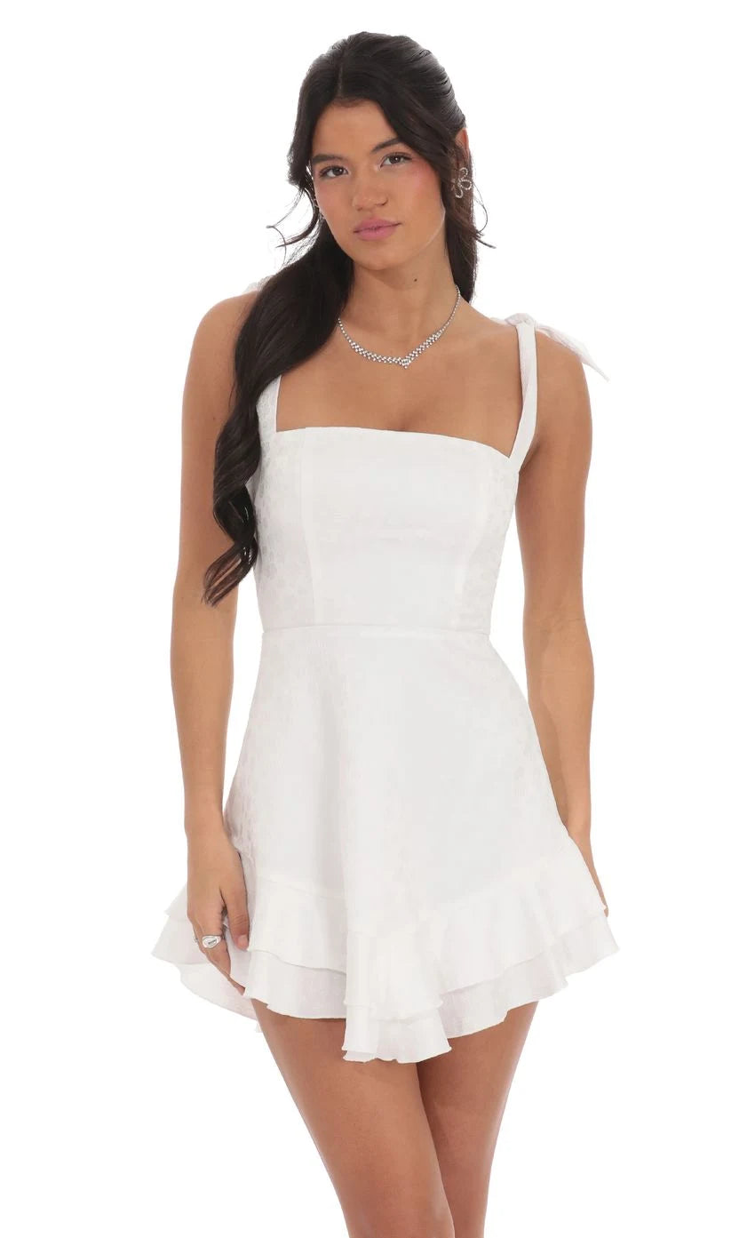 Chic A-Line Square Neck Sleeveless Lace-Up White Mini Homecoming Dress