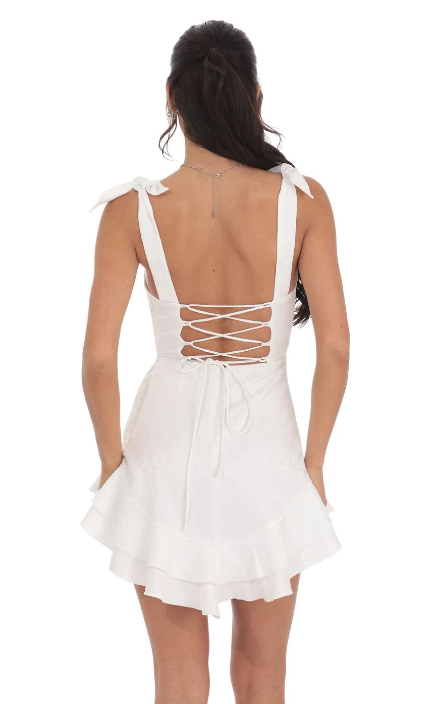 Chic A-Line Square Neck Sleeveless Lace-Up White Mini Homecoming Dress