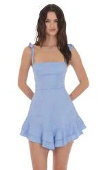 Chic A-Line Square Neck Sleeveless Lace-Up White Mini Homecoming Dress