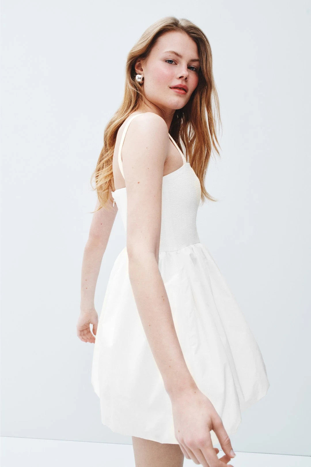 Chic A-Line Square Neck Sleeveless Modern Charming Ivory Short Homecoming Dresses Women