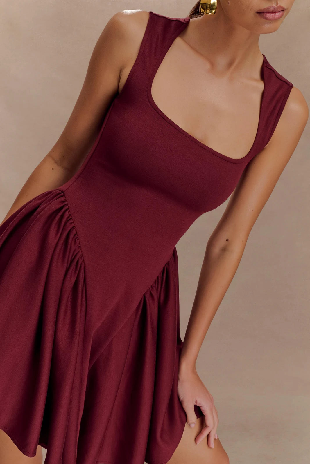 Chic A-Line Square Neck Sleeveless Pleated Burgundy Mini Homecoming Dress
