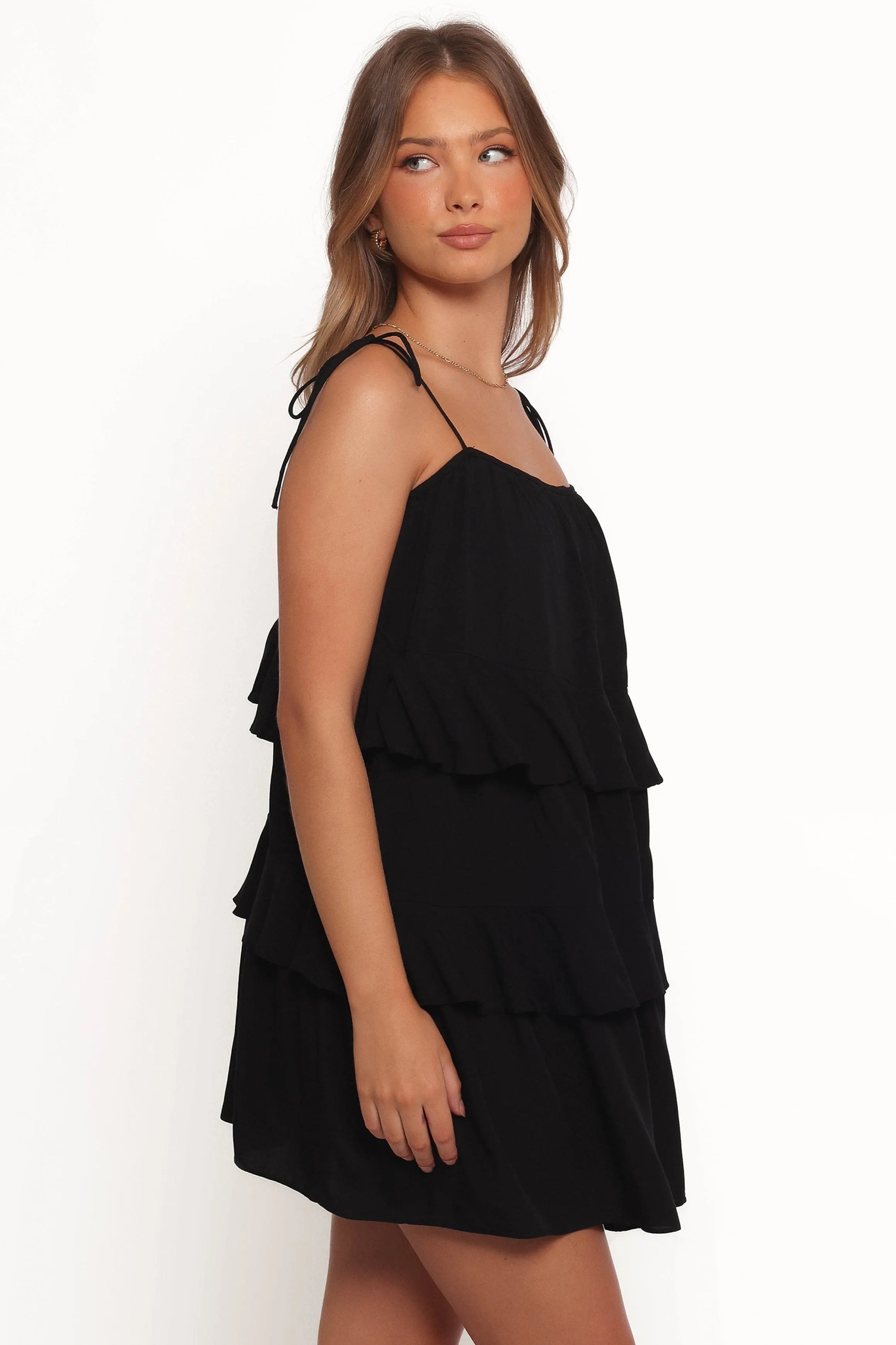 Chic A-Line Square Neck Sleeveless Ruffled Black Mini Homecoming Dress