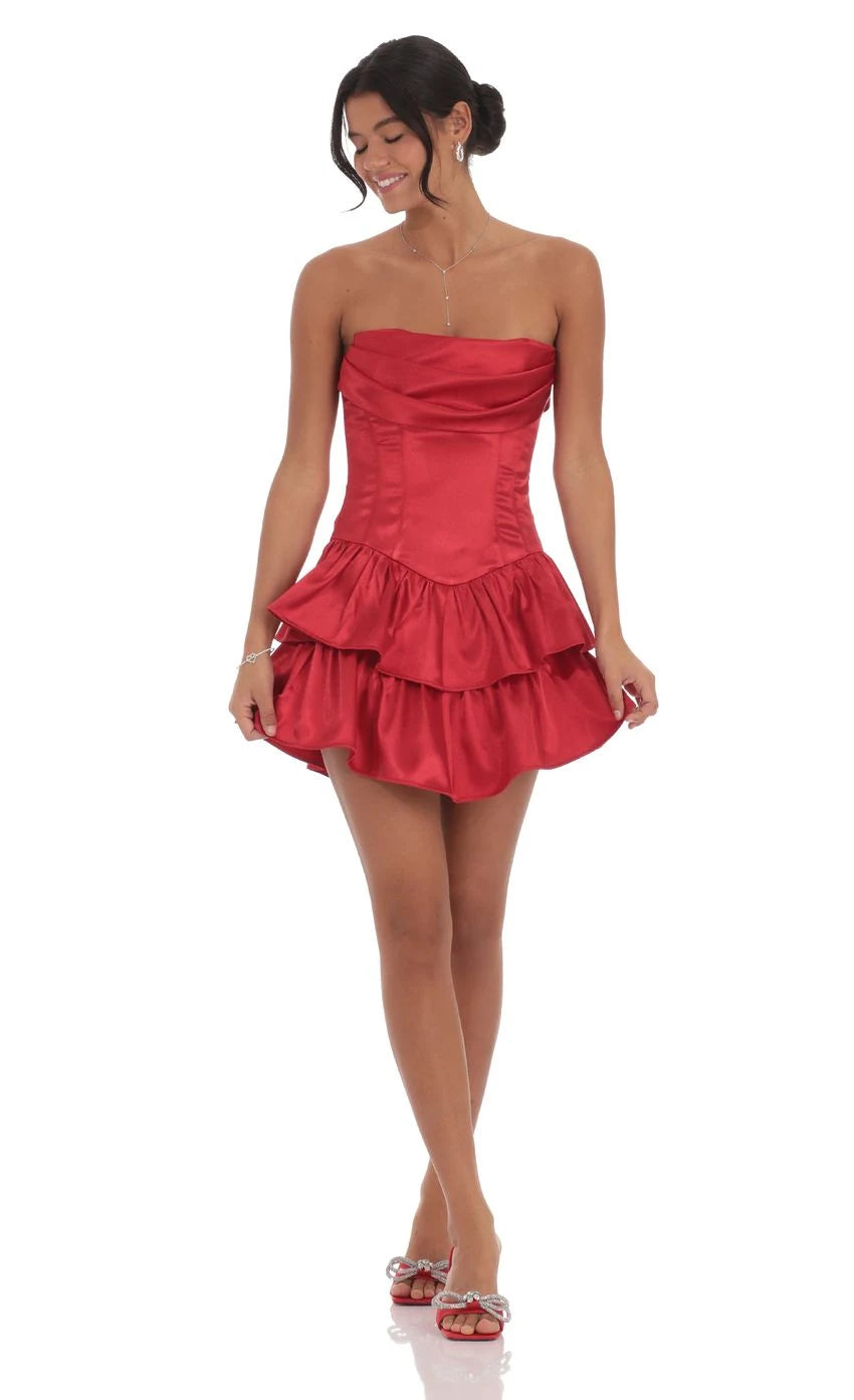 Chic A-Line Strapless Ruffled Tiered Red Short Homecoming Dress for Women