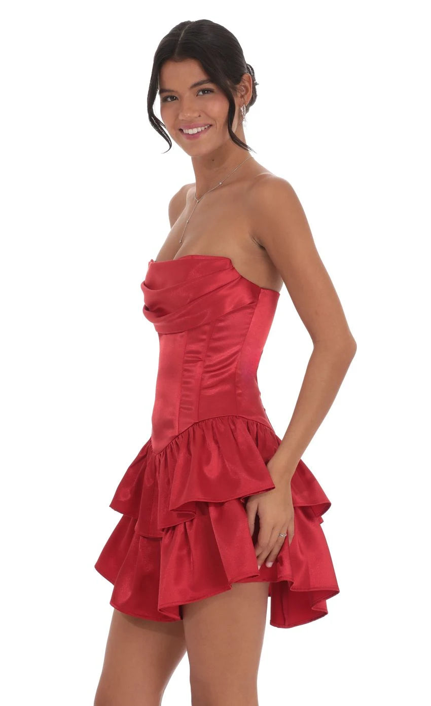 Chic A-Line Strapless Ruffled Tiered Red Short Homecoming Dress for Women