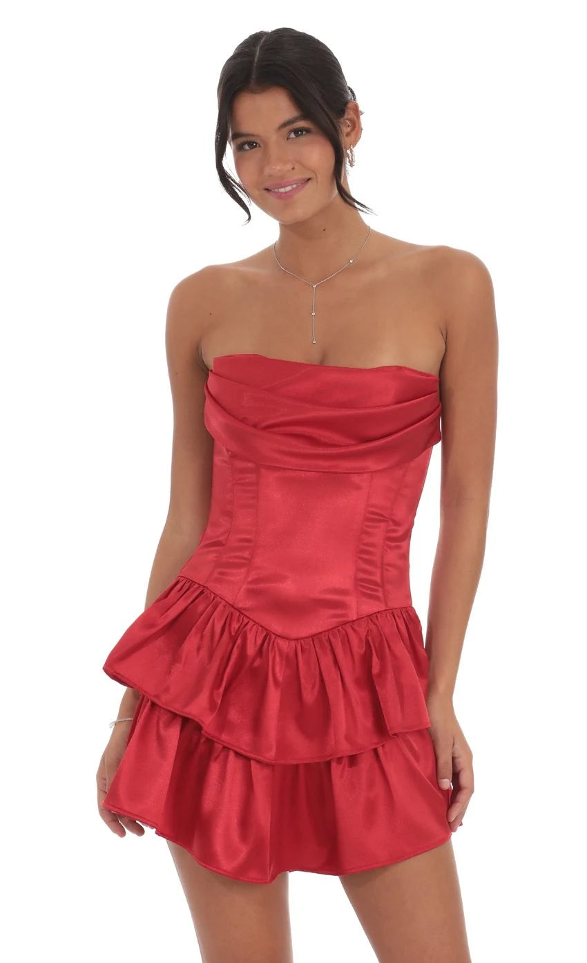 Chic A-Line Strapless Ruffled Tiered Red Short Homecoming Dress for Women