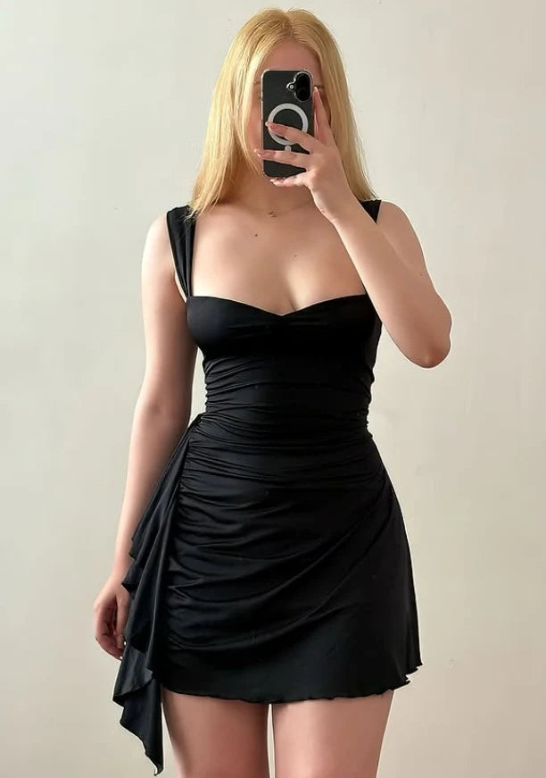 Chic A-Line Sweetheart Sleeveless Draped Ruched Black Mini Homecoming Dresses