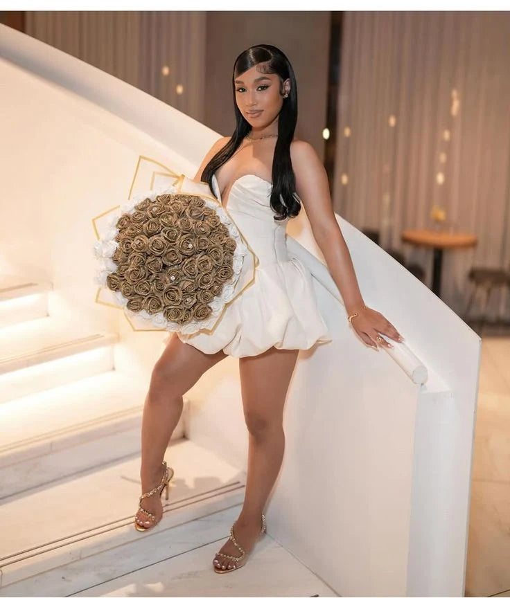 Chic A-Line Sweetheart Sleeveless Puffy Structured Ivory Mini Homecoming Dress Women