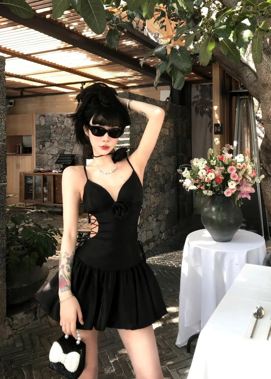 Chic A-Line Sweetheart Sleeveless Ruched Black Mini Homecoming Party Dress