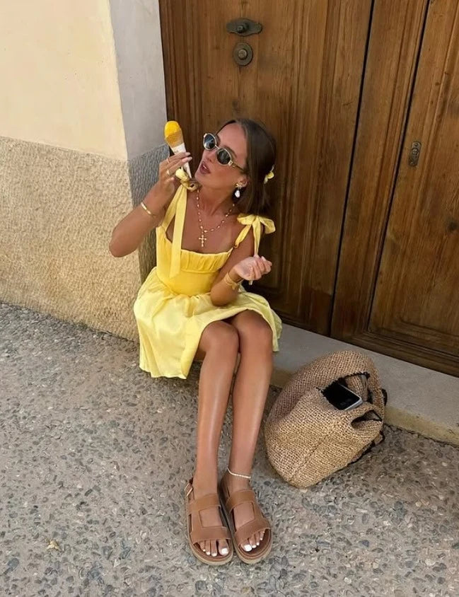 Chic A-Line Sweetheart Sleeveless Ruched Tie-Shoulder Yellow Mini Homecoming Dress