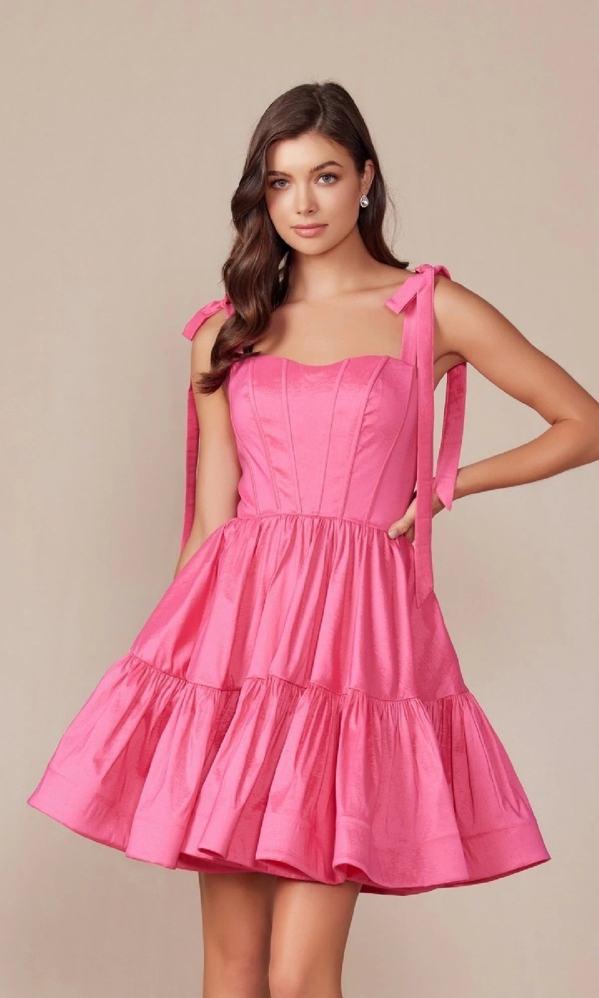 Chic A-Line Sweetheart Tie-Shoulder Tiered Red Short Homecoming Party Dress