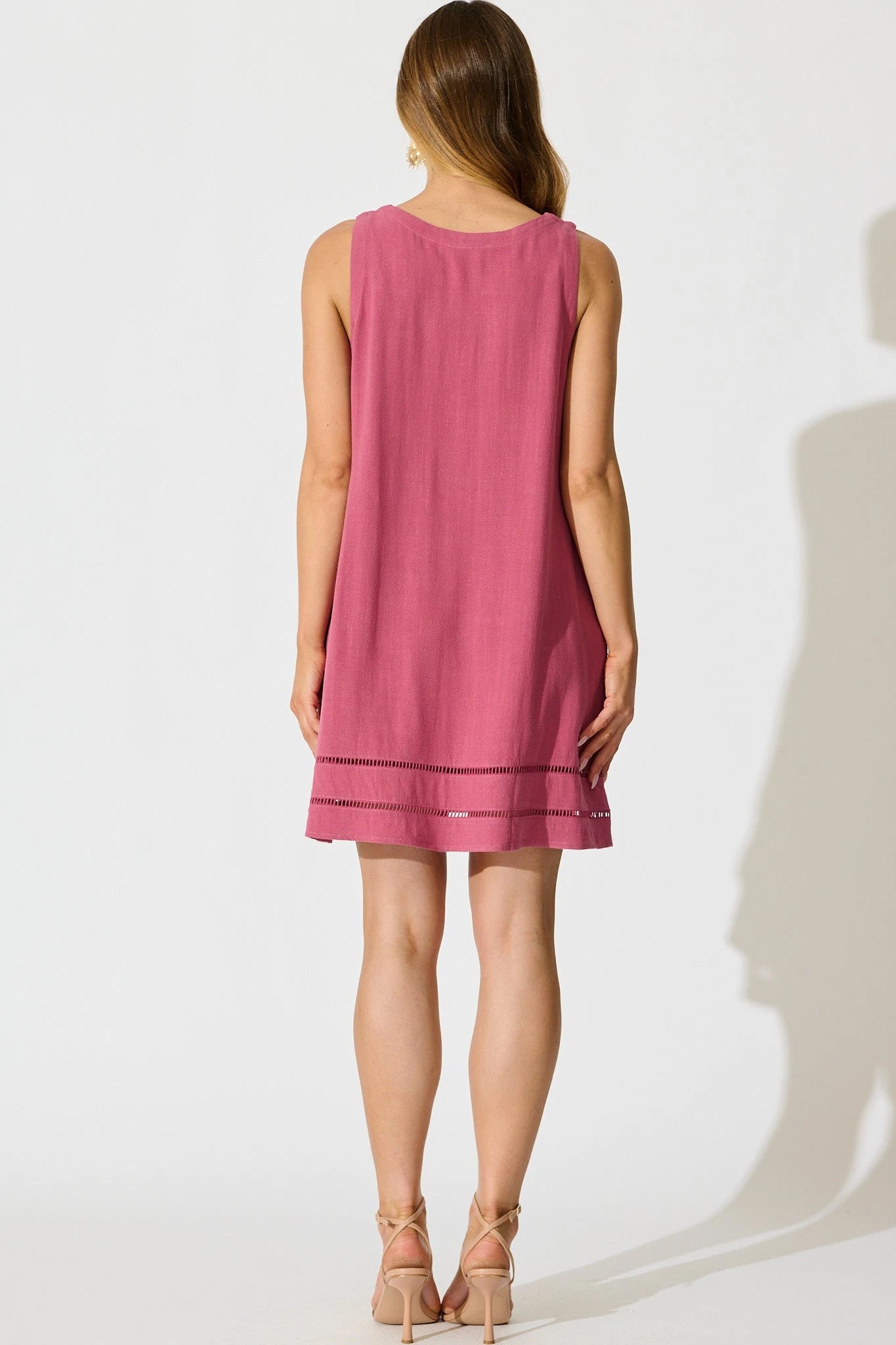 Chic A-Line V-Neck Sleeveless Casual Rose Pink Short Homecoming Dress Women's