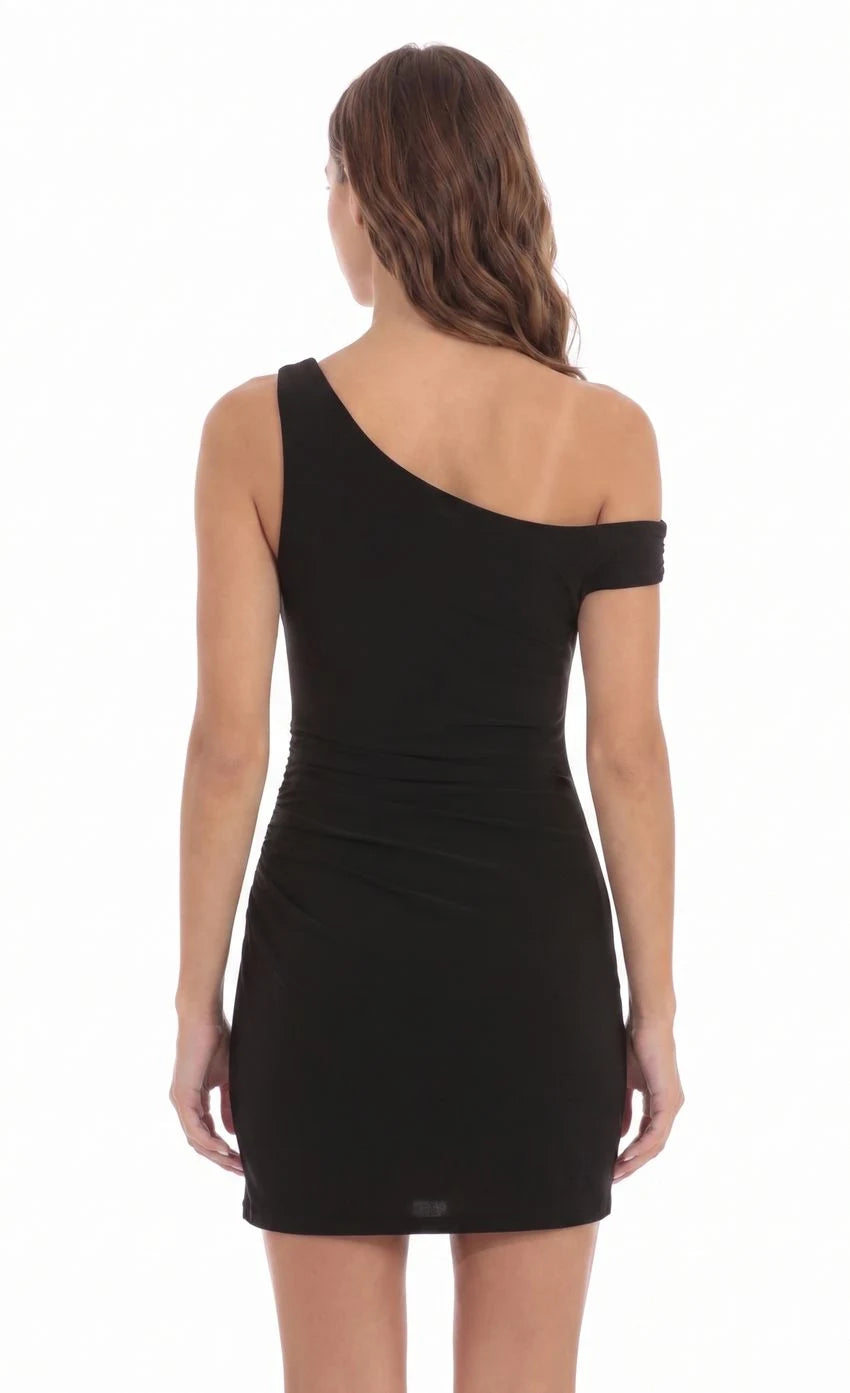 Chic Bodycon Asymmetrical One-Shoulder Ruched Black Mini Homecoming Dress for Women