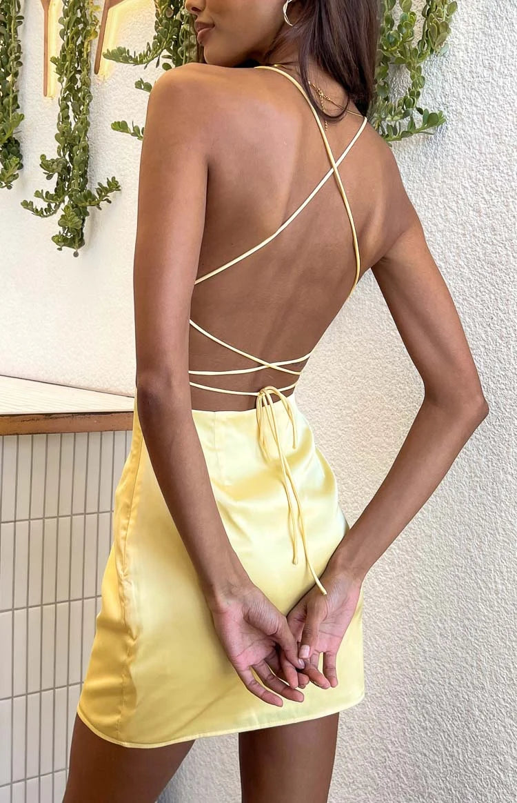 Chic Bodycon Square Neck Sleeveless Criss-Cross Back Pale Yellow Mini Homecoming Dress