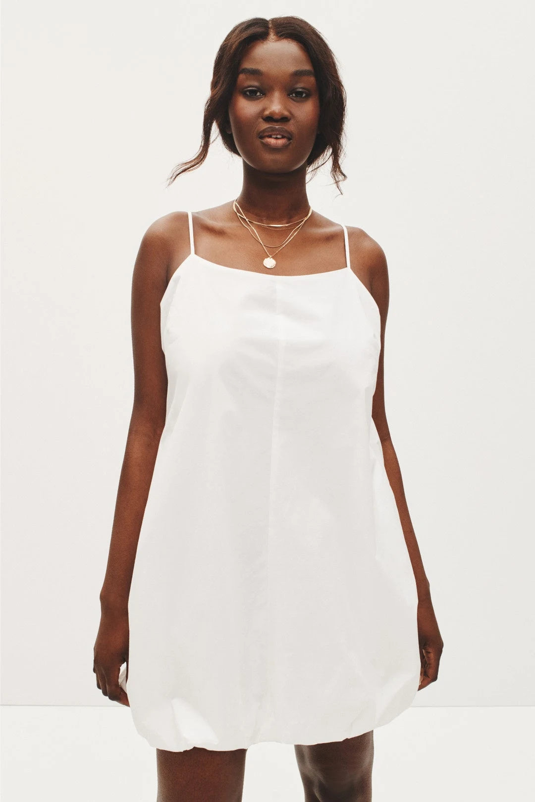 Chic Bubble Hem Scoop Neck Sleeveless Modern Cream White Mini Homecoming Dress Women