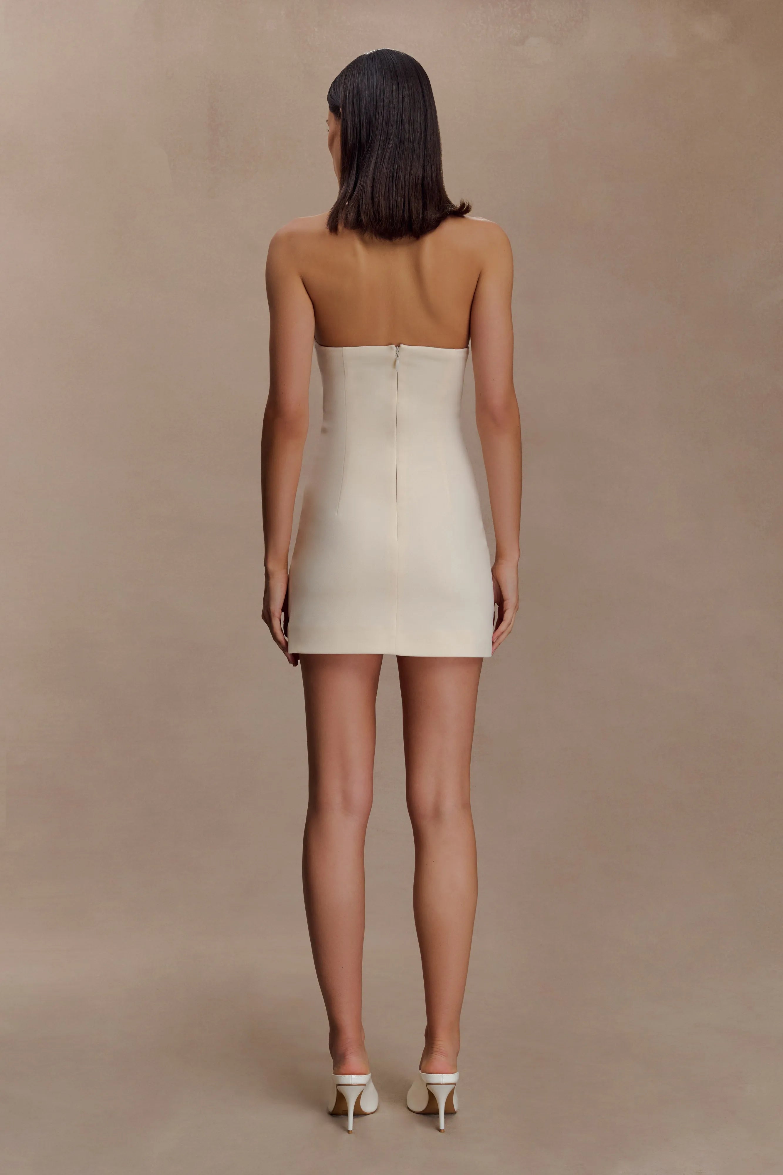 Chic Draped Halter Sleeveless Modern Ivory Mini Homecoming Dress for Women