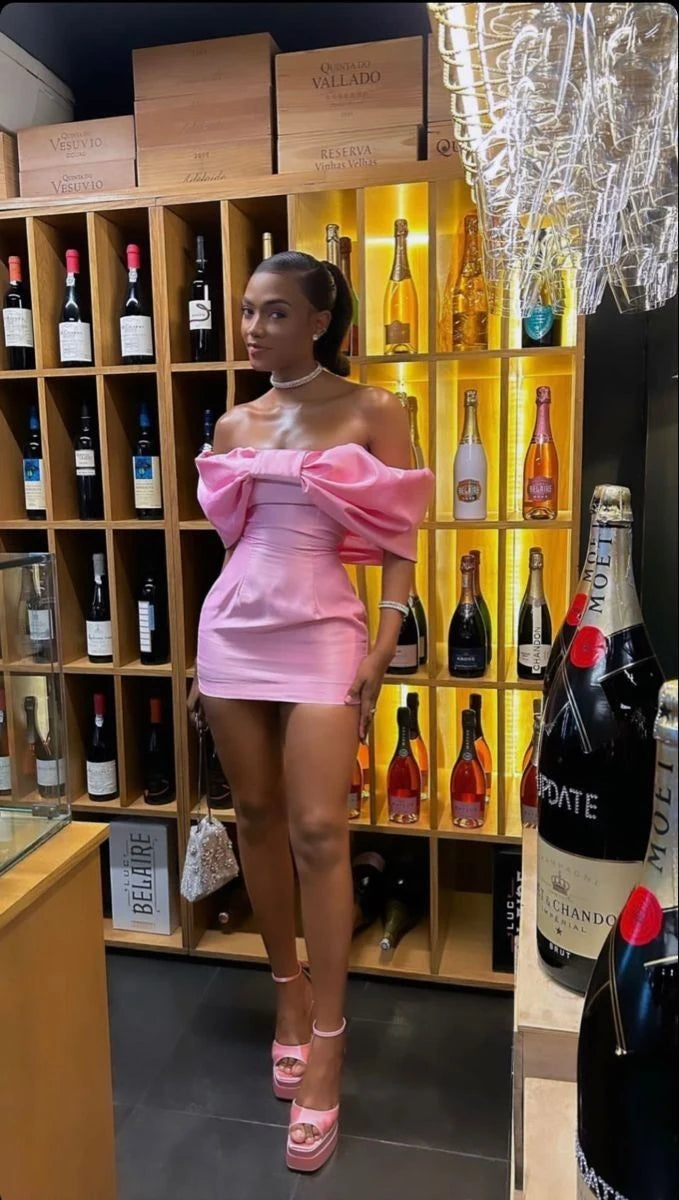 Chic Fitted Off-Shoulder Puffy Sleeves Bow Detail Pink Mini Homecoming Dress