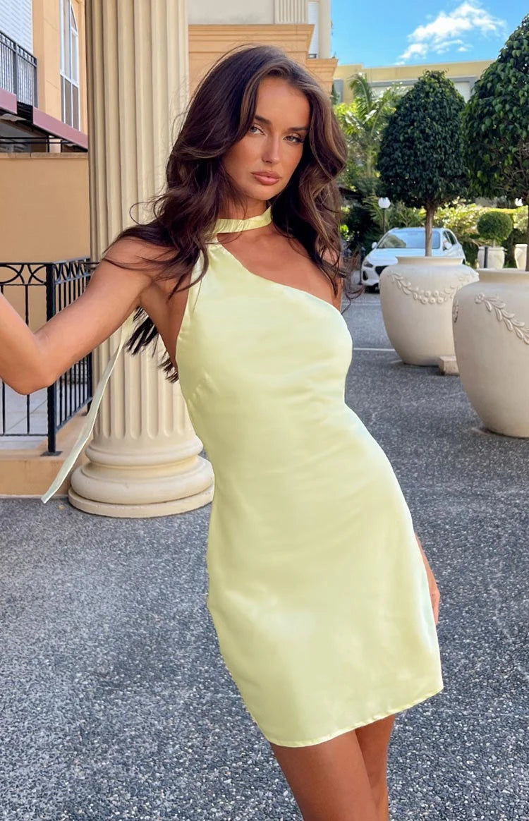 Chic Sheath One-Shoulder Halter Sleeveless Draped Pale Yellow Mini Homecoming Dress Women's
