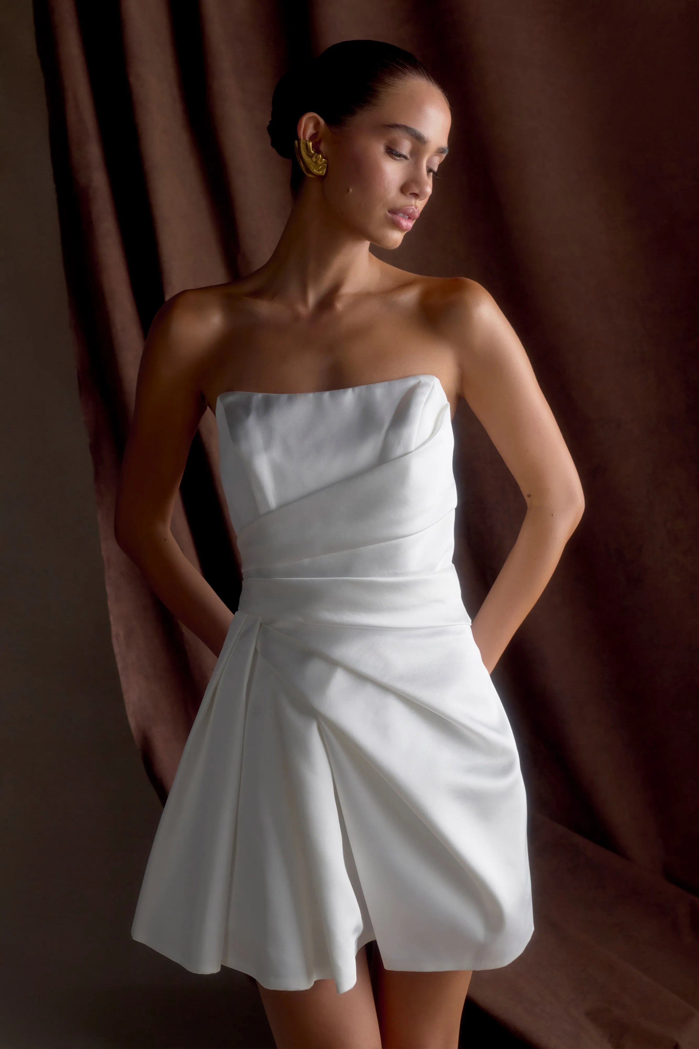 Chic Strapless A-Line Ruched Pleated White Mini Homecoming Dress for Women