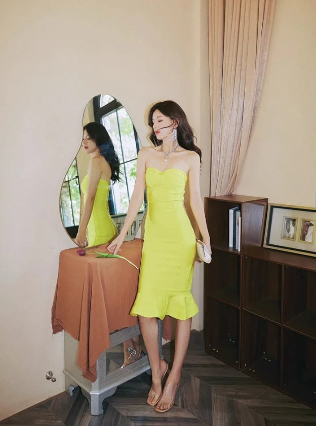 Chic Sweetheart Strapless Fitted Ruched Ruffled Neon Yellow Midi Homecoming Dress Women