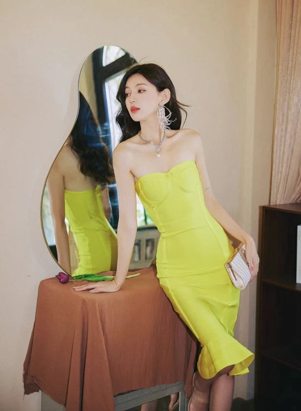 Chic Sweetheart Strapless Fitted Ruched Ruffled Neon Yellow Midi Homecoming Dress Women