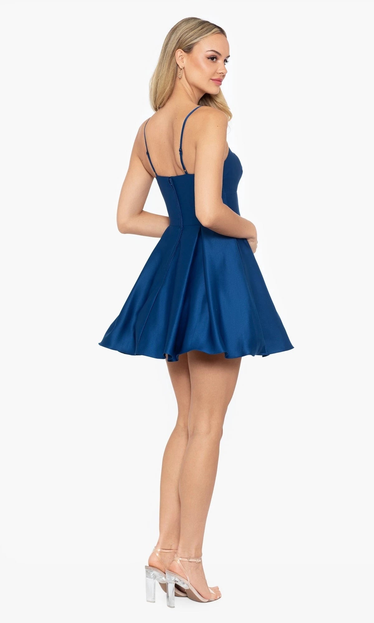 Dazzling A-Line Sweetheart Sleeveless Royal Blue Mini Homecoming Dress