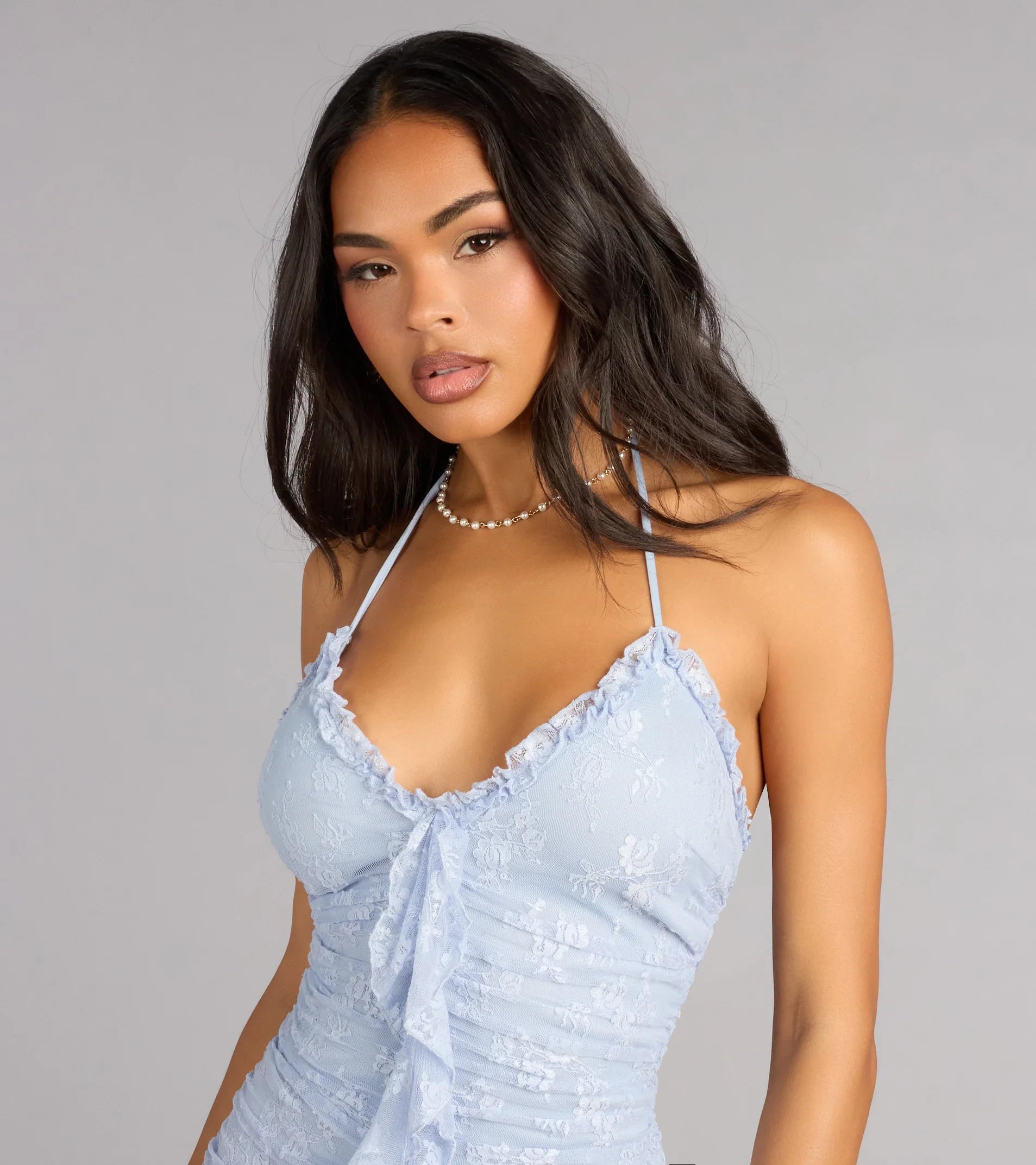 Delicate Ruched Lace Halter V-Neck Open Back Mini Homecoming Dress with Ruffled Hem