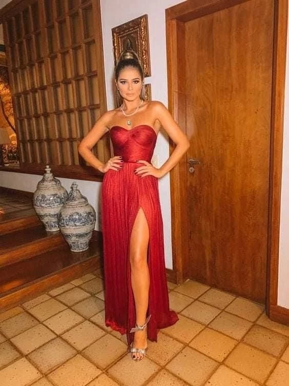 Dramatic A-Line Sweetheart Neck Sleeveless Open Back High-Slit Train Evening Dress