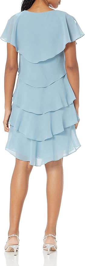 wholesale  Sheath / Column Mother of the Bride Dress Elegant V Neck Knee Length Chiffon Short Sleeve with Cascading Ruffles