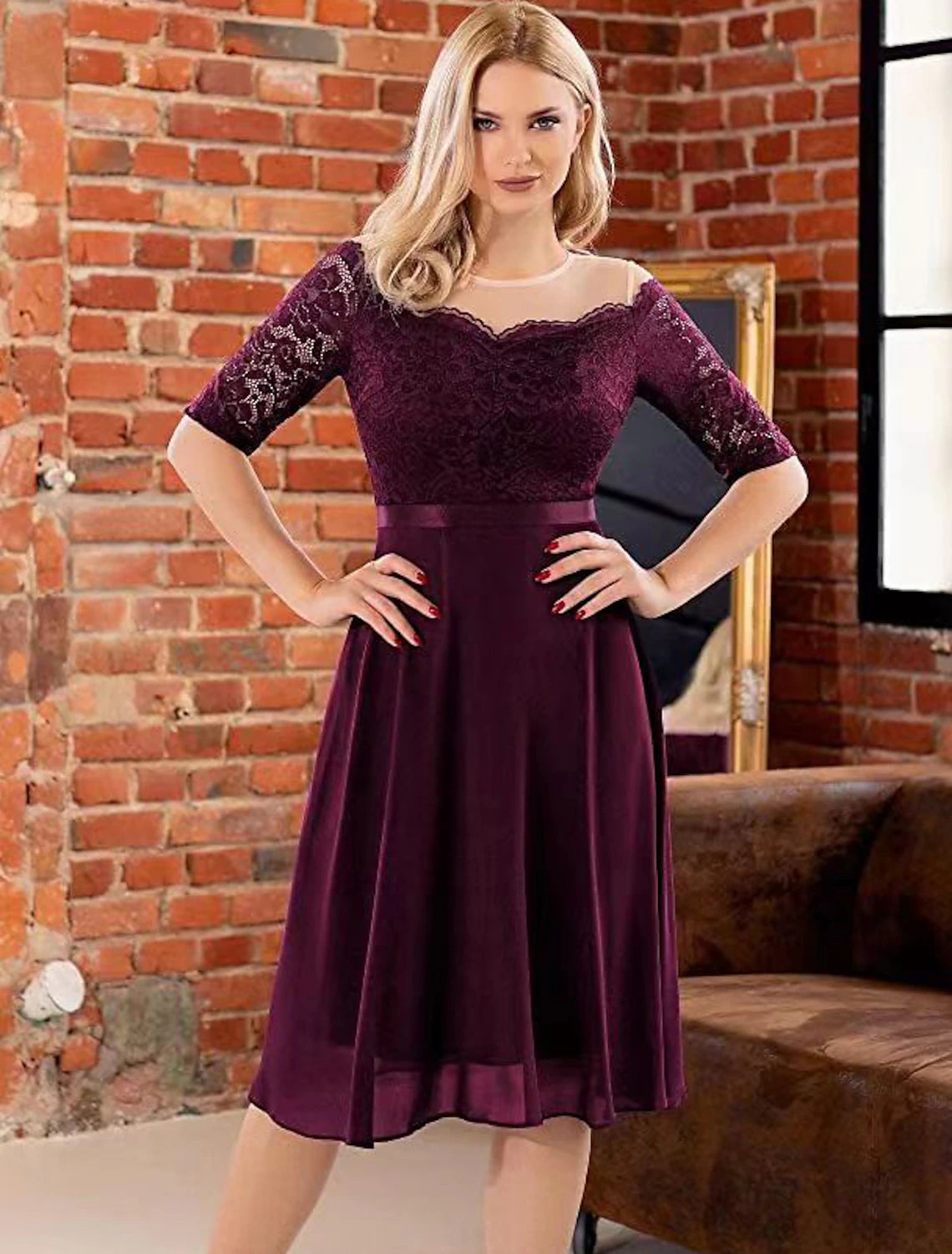 Elegant A-Line Jewel Neck Half Sleeve Lace Pleated Knee-Length Cocktail Dress.