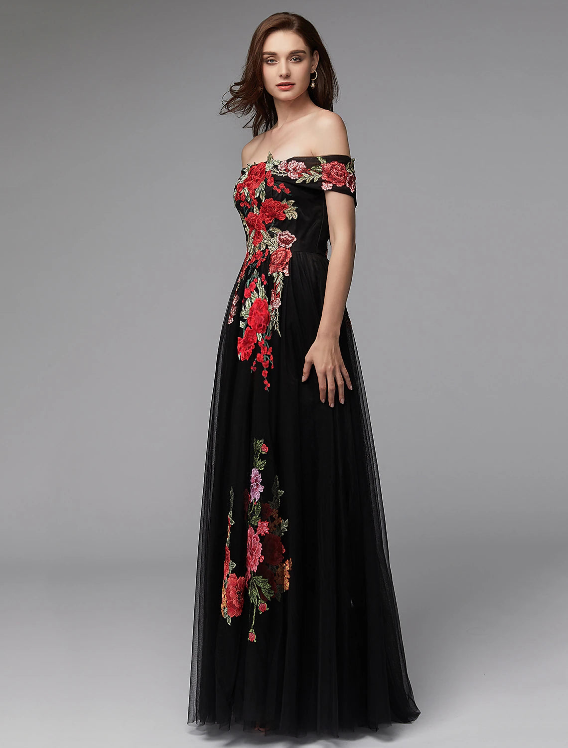 Elegant A-Line Off-Shoulder Floral Lace Tulle Floor-Length Prom Dress.