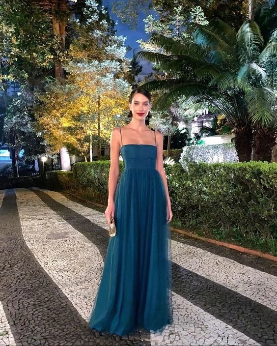 Elegant A-Line Square-Neck Spaghetti-Strap Tulle Floor-Length Evening Dress
