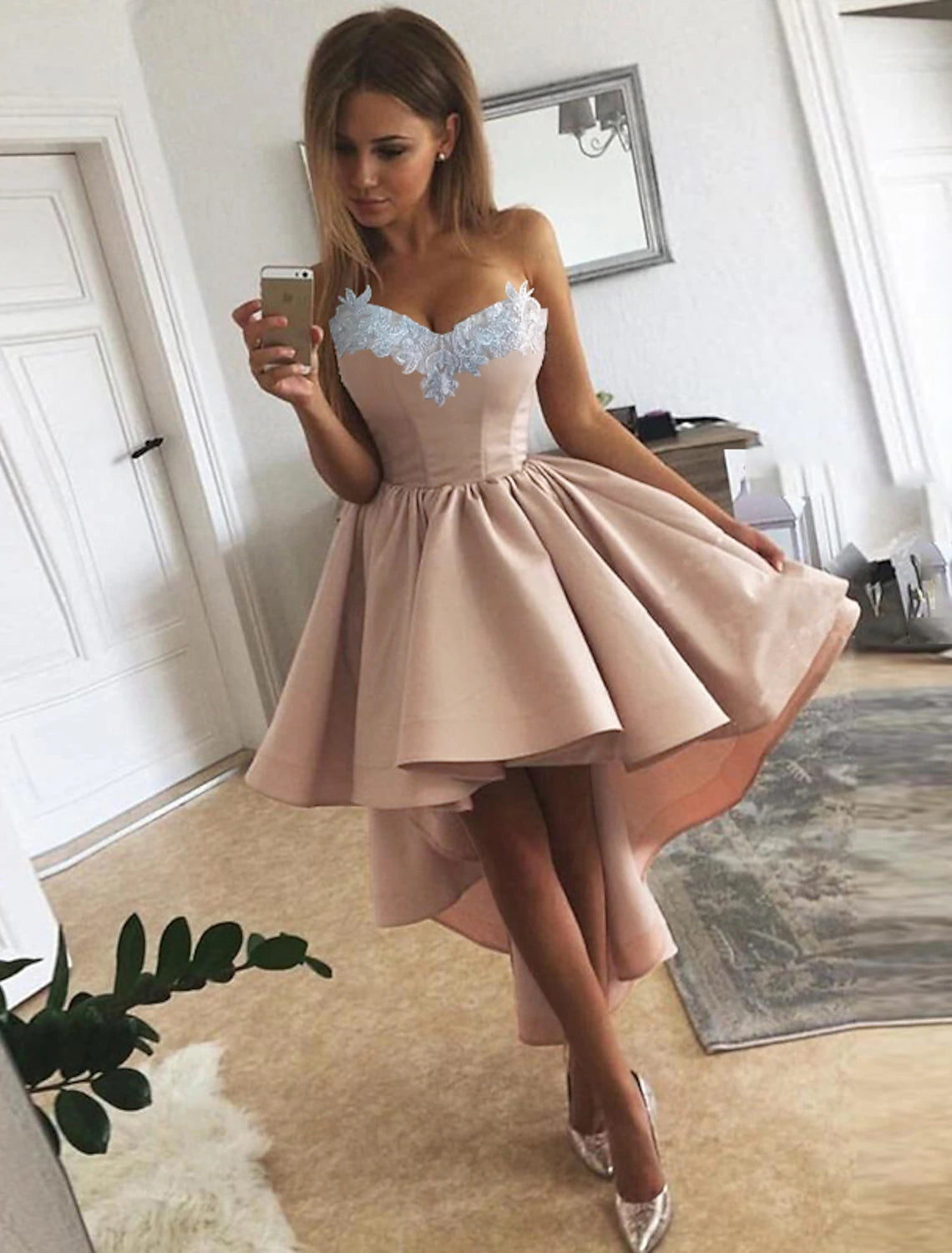 Elegant A-Line Strapless Asymmetrical Satin Applique Cocktail Dress Knee-Length.