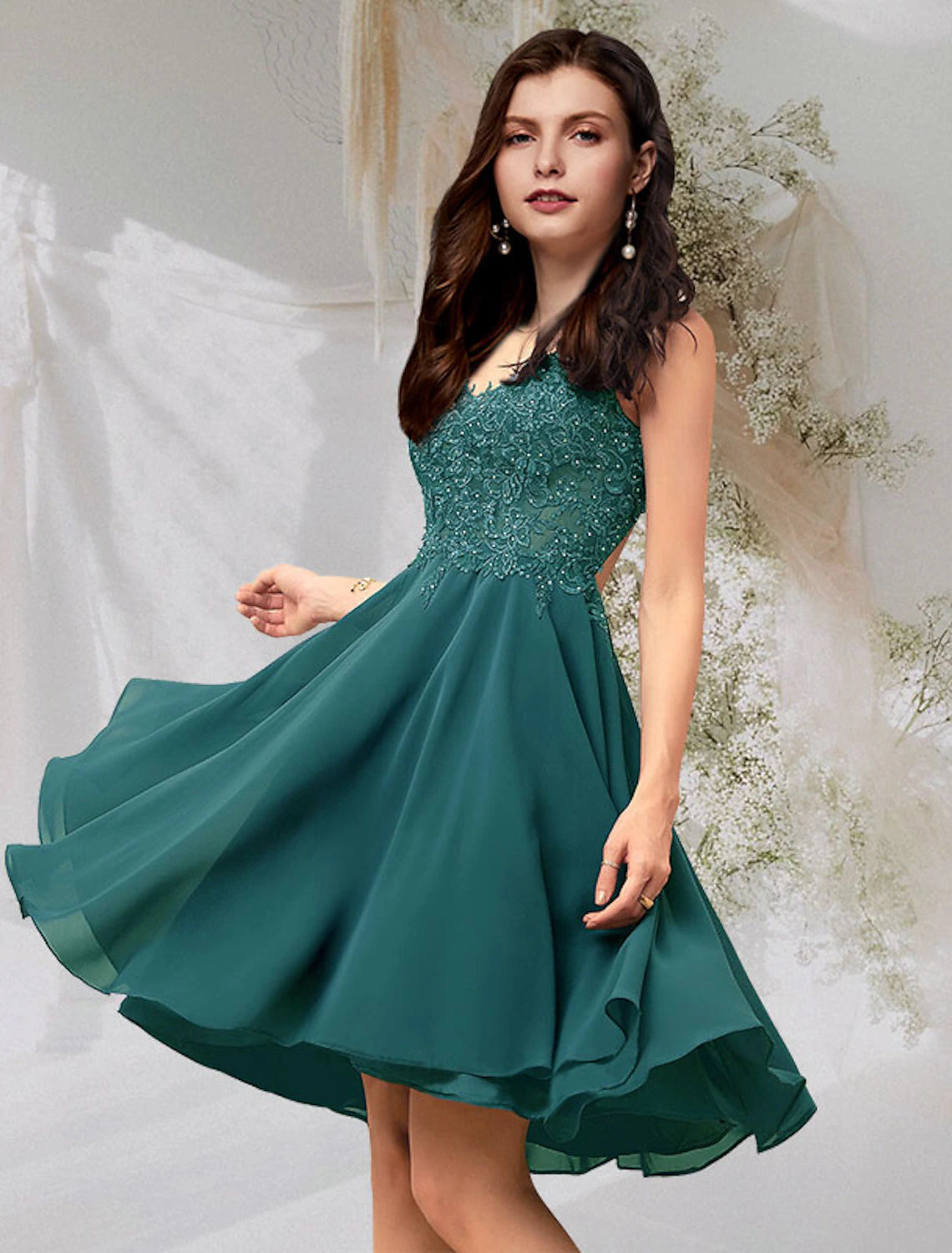 Elegant A-Line V-Neck Backless Beaded Lace Short Cocktail Dress Homecoming Graduation.