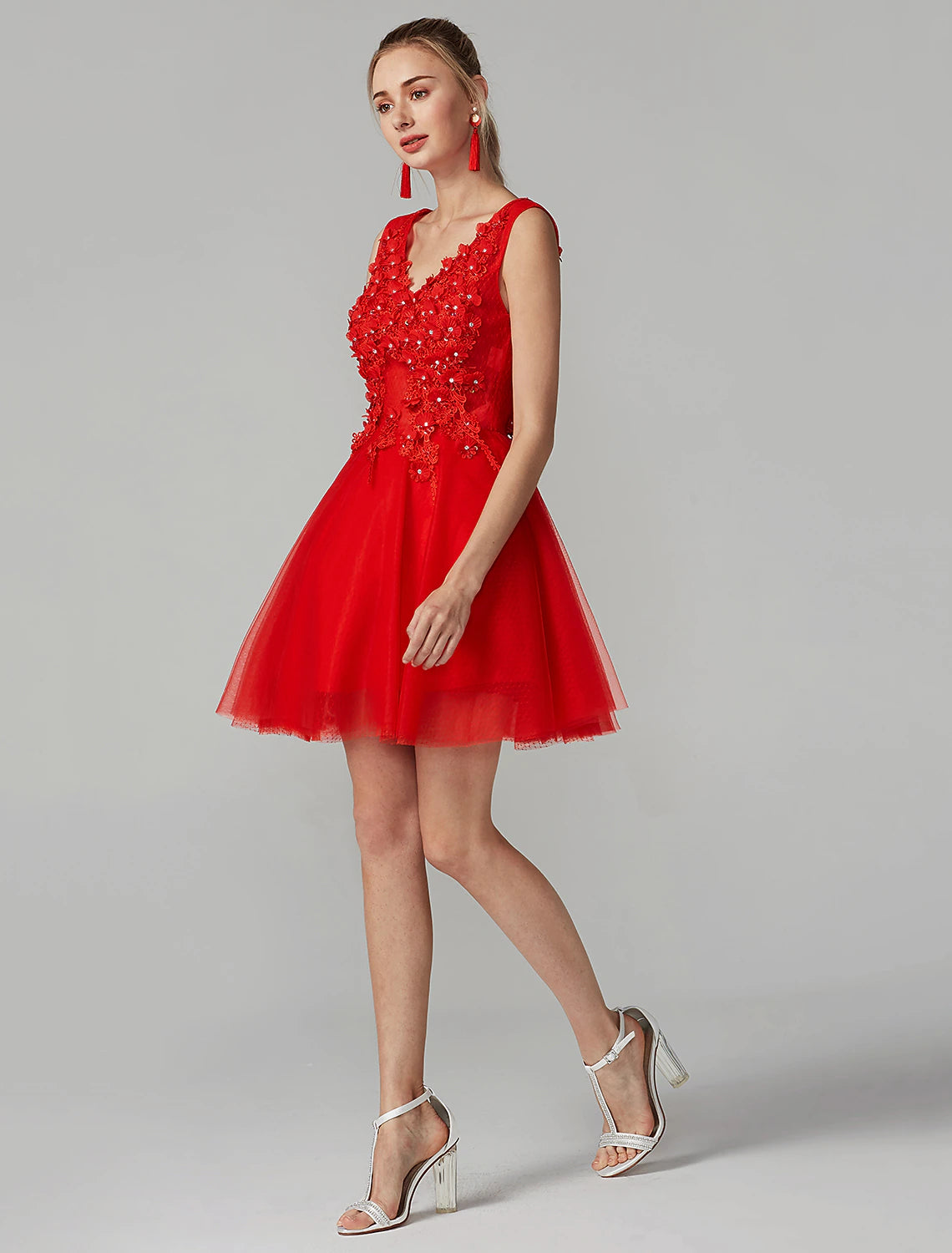 Elegant A-Line V-Neck Lace Tulle Short Party Dress with Crystals.