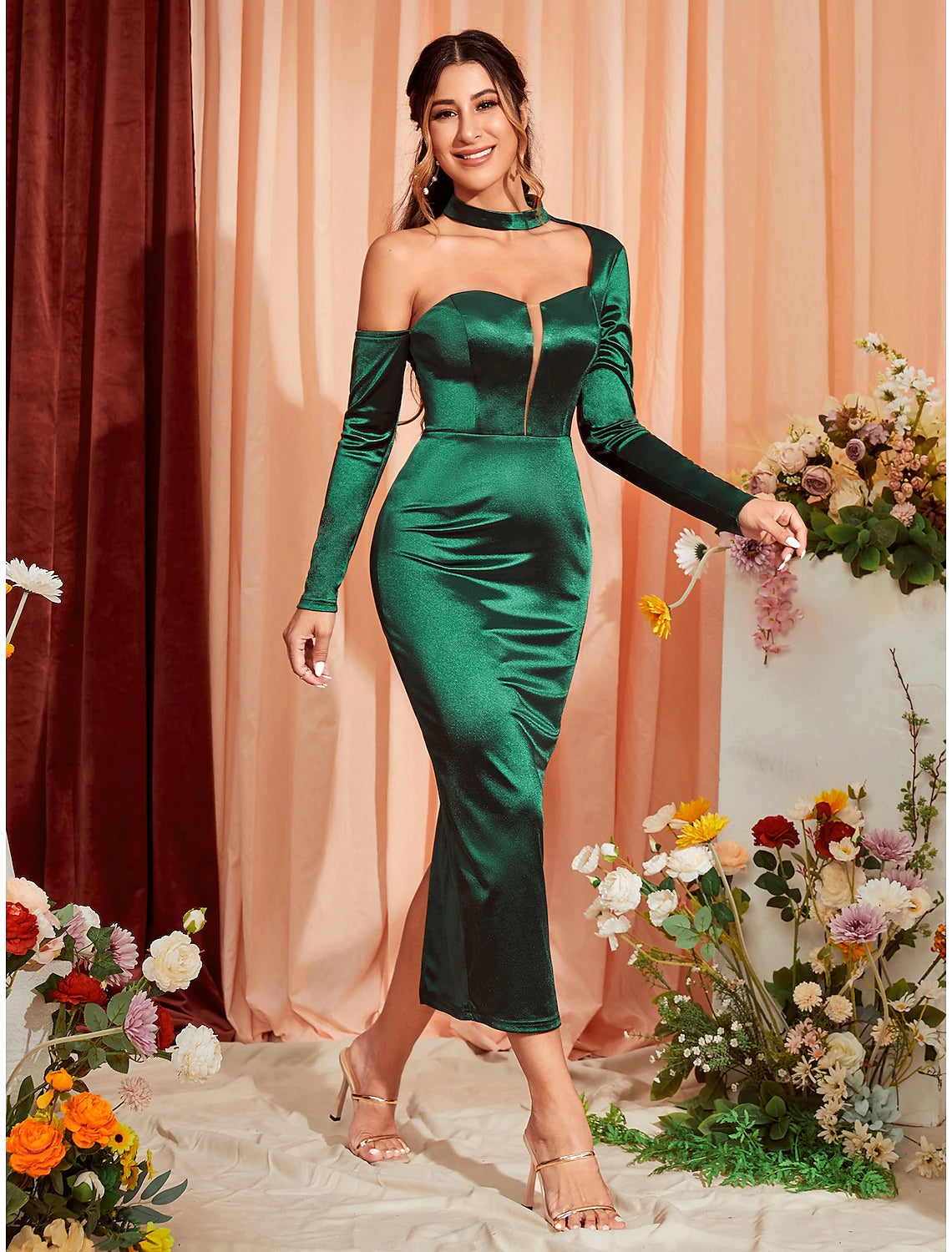 Elegant Mermaid One-Shoulder Long Sleeve Satin Ruched Slit Party Dress.