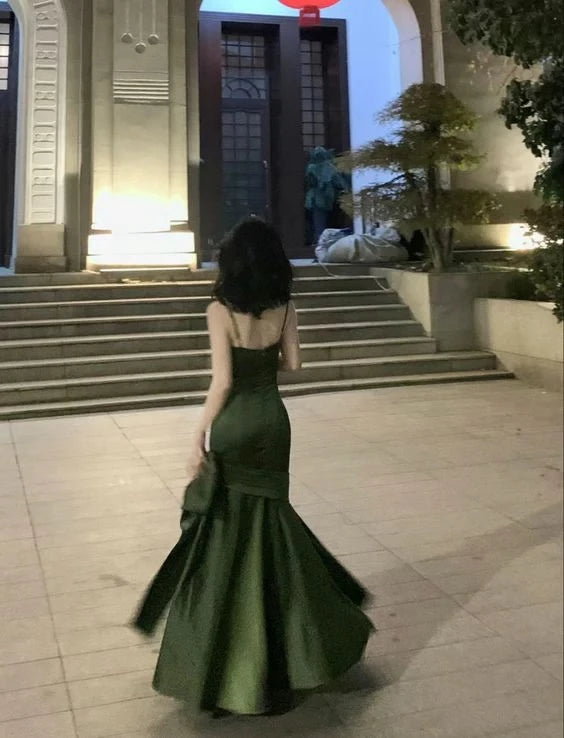 Elegant Mermaid Square Neck Spaghetti-Strap Open Back Bow-Detail Floor-Length Evening Dress