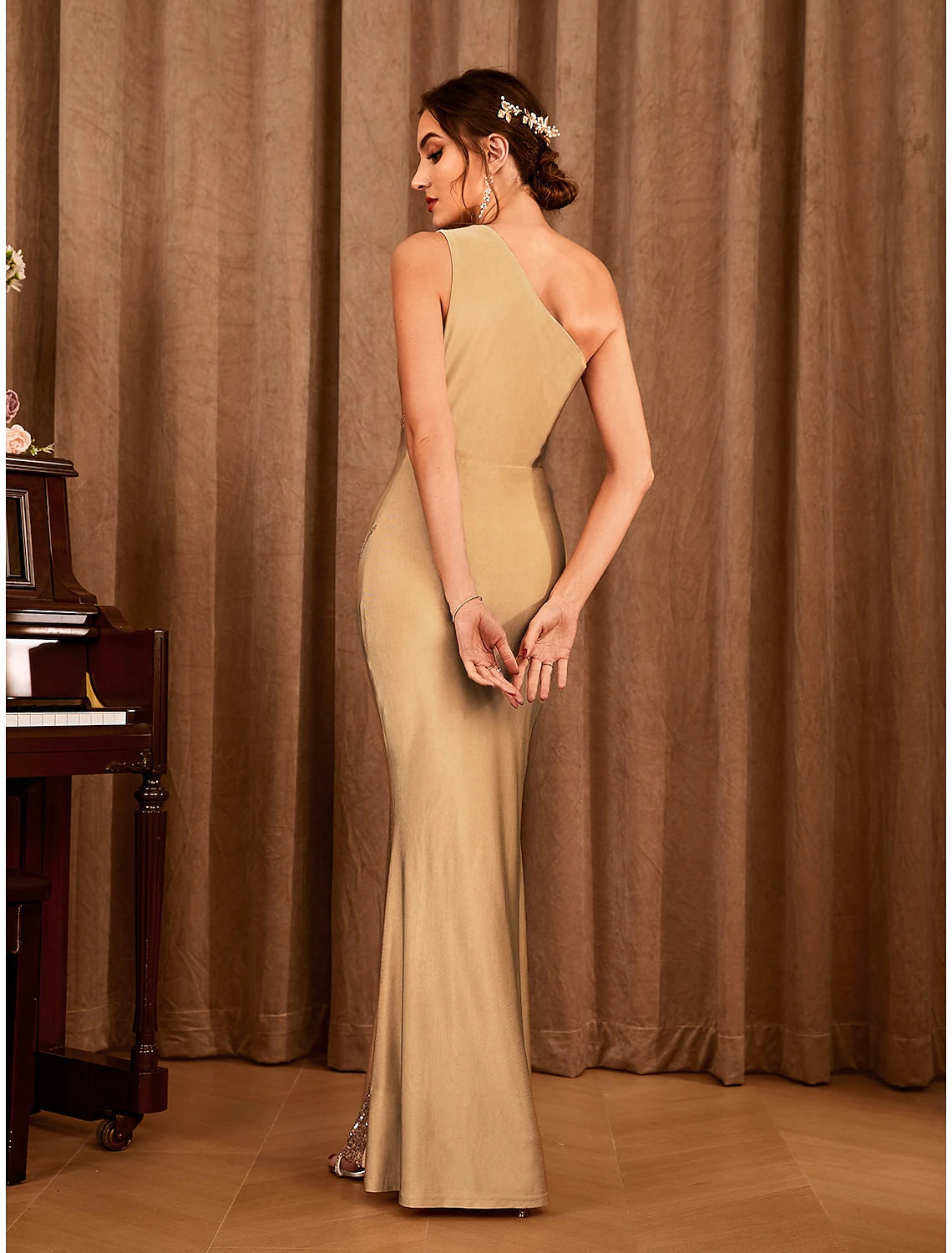 Elegant Mermaid Trumpet One Shoulder Glitter Stretch Satin Floor Length Party Dress.