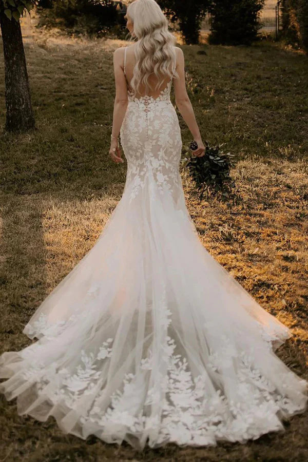 Wholesa Mermaid Elegant V Neck Lace Long Wedding Dresses with Appliques