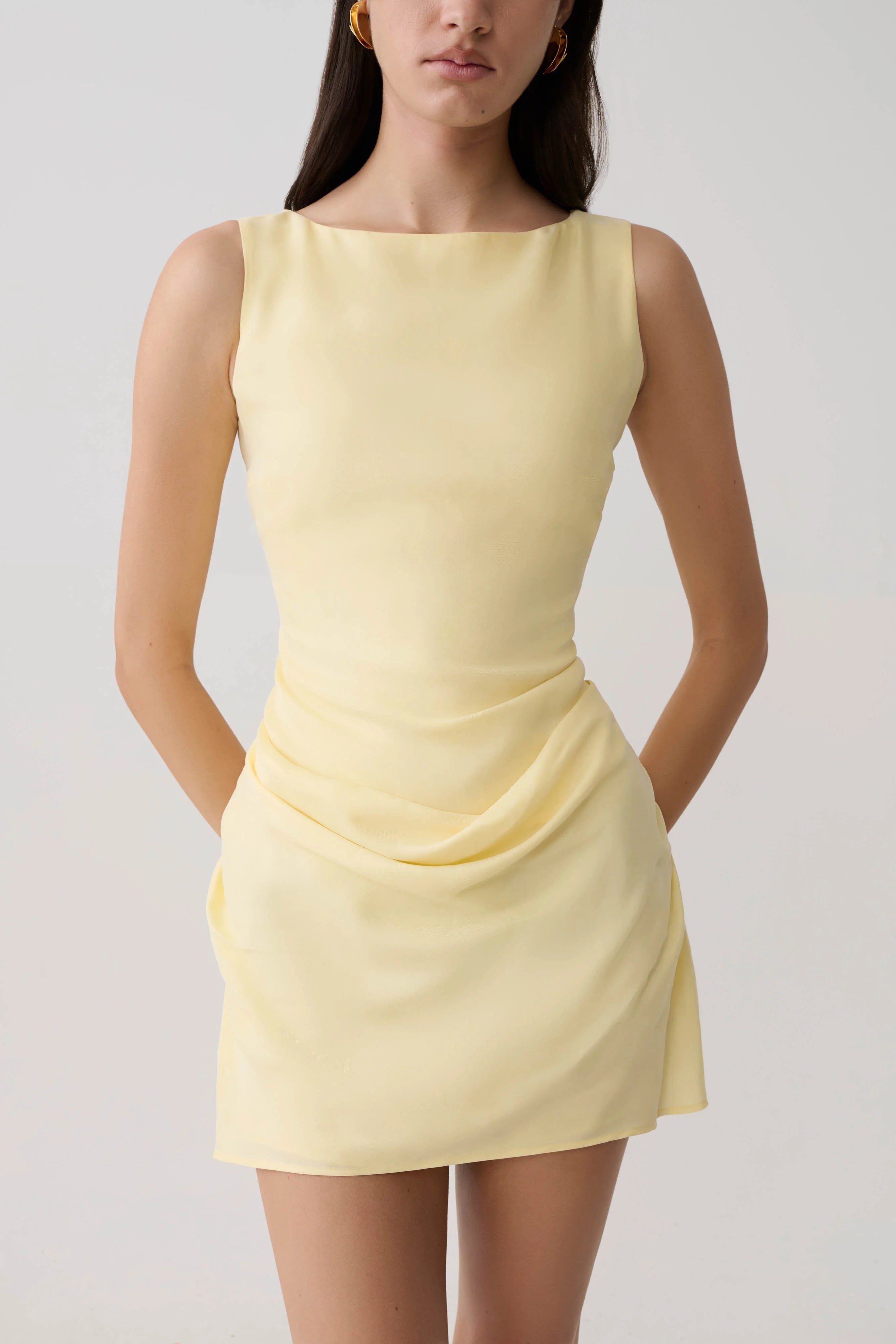 Elegant A-Line Boat Neck Sleeveless Draped Pale Yellow Mini Homecoming Dress